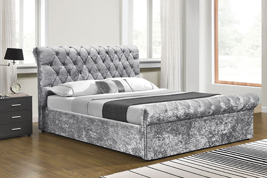 1153G Chesterfield Ezilmiş Kadife Kristal Osmanlı Baza